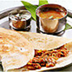 ≪鶏ひき肉と一緒に焼いたクレープ≫キーマ・ドーサの写真