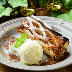 nineCAFE ナインカフェ の特集写真