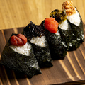 料理メニュー写真&nbsp;梅おにぎり