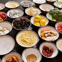 辛さ10段階・しびれ5段階、トッピングもカスタマイズOK