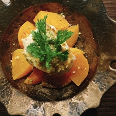 甘熟焼き柿とマスカルポーネ　アマレットのソース