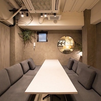 ソファー完全個室8名～14名までOK♪