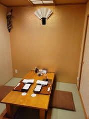個室が座敷になっております。掘りごたつのおご用意もございます。