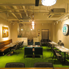 ALMA grande アルマグランデ 新宿東口店の雰囲気2