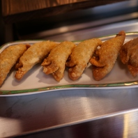パリッと、もちっと。手包みが生む黄金比の食感