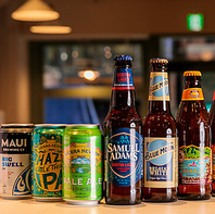 20種以上の多彩なビールと厳選されたワインの品揃え