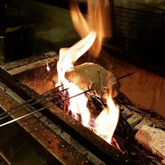 炭焼きと鮨をメインに◎