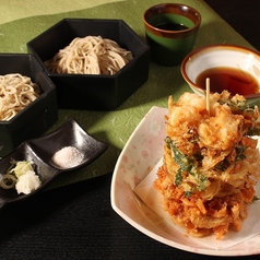 【そば屋の名物】一宮タワーかき揚げざるそば２段盛り