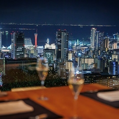 【Dinner・Menu Gourmand】神戸ビーフもも肉・お魚料理を含むWメインの全5品+デセール 15,000円