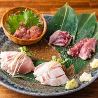 難波で味わう、新鮮な地鶏料理｜タタキ・刺身など