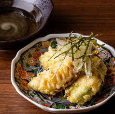 出汁で食べる生ハムアボガド天ぷら