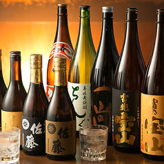 料理と相性抜群！厳選各地の銘酒・地酒を飲み比べ