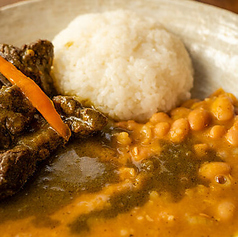 FRIJOL CON SECO　カナリオ豆とグリーンハーブシチューの組み合わせ