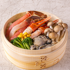 ズワイと牡蠣の蒸籠蒸し