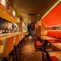 おしゃれでカジュアルな店内…