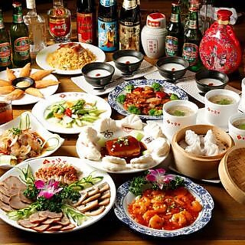 年中無休の本格中国東北料理店。ラム肉の串焼が絶品！