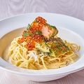 料理メニュー写真&nbsp;サーモンといくらのクリームパスタ