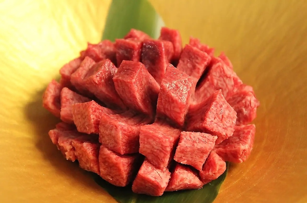 たまらない食感！女性に大人気の牛タンも多数ご用意♪牛タンでも一部しか取れない希少な部位も！