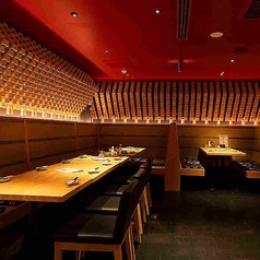 【貸切】40名様～50名様まで貸切でご利用いただけます。会社宴会や忘年会など各種ご宴会にご利用くださいませ。ご希望のお客様はお気軽にお問合せください。