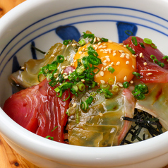 まかない海鮮漬け丼