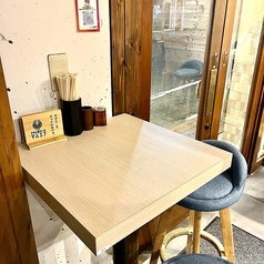 2名テーブル席です。