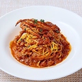 料理メニュー写真&nbsp;渡り蟹と紅ズワイガニのトマトクリームパスタ
