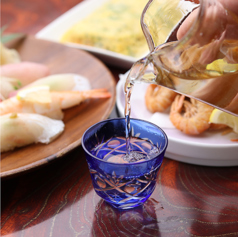 旬の魚に寄り添う味わいを重視