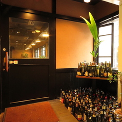 鉄板焼きとワイン F.L.a.Tの外観1