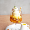 料理メニュー写真&nbsp;自家製グラノーラのトロピカルマンゴーパフェ