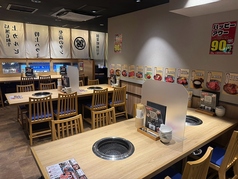 4名様×6卓ございます。プライベートなお食事から会社宴会まで、幅広くご利用いただけます。