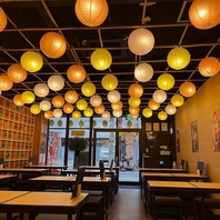 週末限定！迫力の民謡演奏で夜を満喫