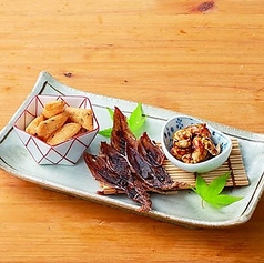 <ご一緒に！北陸で愛されるお酒の供>ご当地おつまみ三種盛り