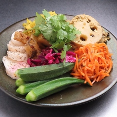 エスニック前菜盛り合わせ