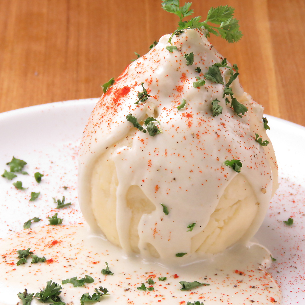 今泉【肉焼き酒場　二と九】絶品肉料理をお愉しみください♪