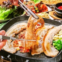 韓国料理に欠かせない！！生サムギョプサルセットの写真