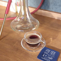カフェ利用も大歓迎！コーヒーと楽しむシーシャの写真