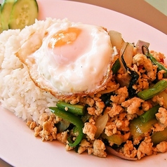 パッガパオラーカオ (豚or鶏)