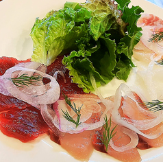 3種の鮮魚のカルパッチョ