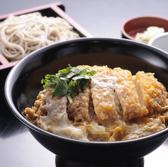 三元豚のロースかつ丼とそばのセット