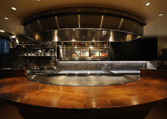 鉄板 匠 まんまるの月 錦店の雰囲気1