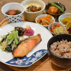 腸活×アンチエイジング定食　