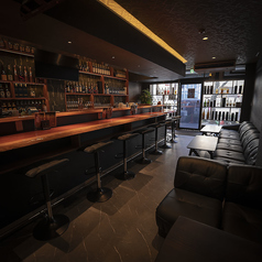 【宴会利用】特別なイベントやお祝い事にぴったりなプライベート空間で、友人や同僚とともに心に残るひとときをお楽しみください。おしゃれな内装とおいしい料理が、素敵な思い出を演出します♪