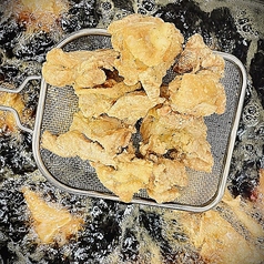 店内仕込みの絶品料理