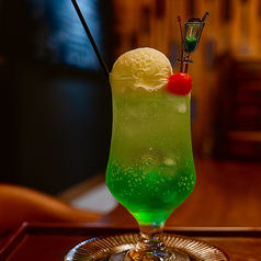 涼|メロンクリームソーダ 