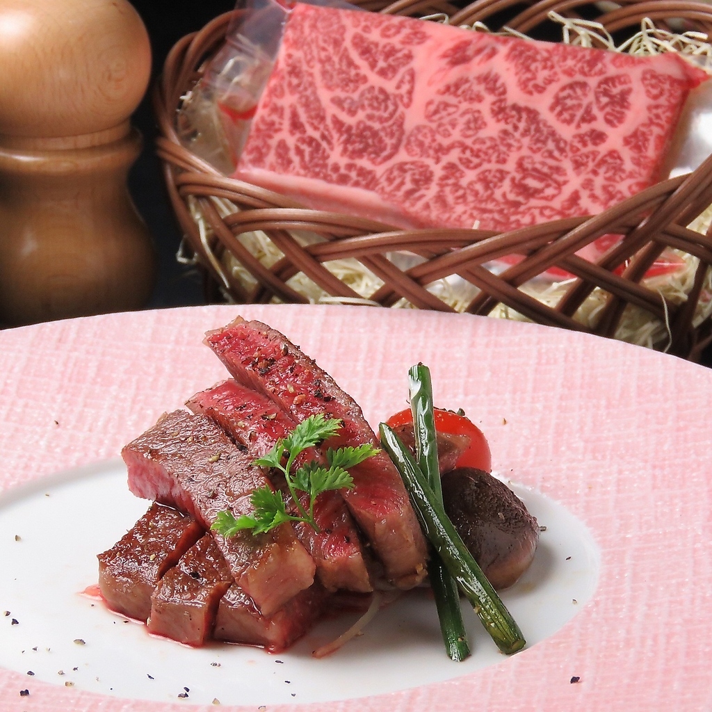 熊本が世界に誇る赤身肉のあか牛が大人気