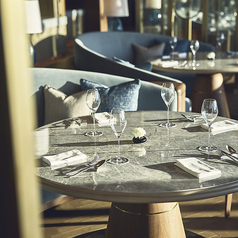 料理を引き立てる厳選ワインセレクション