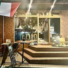 20名様から店舗貸切を承っております。打ち上げパーティーや歓送迎会など、プライベートな空間で盛り上がりたいシーンに最適。コース料理と飲み放題で、ゲストの皆様の満足度も高い宴会が実現します！