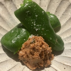 パリパリピーマン　肉味噌添え