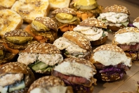 種類豊富な焼きたてパン