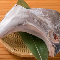 【豪華】マグロかまなど海鮮盛り合わせ浜焼きコース！